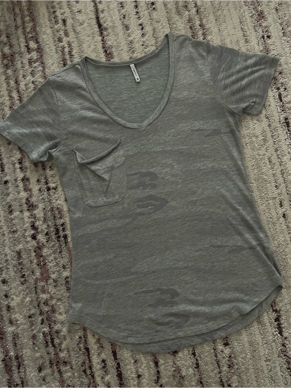 Z Supply Heather Gray Camo V-Neck Pocket Tee